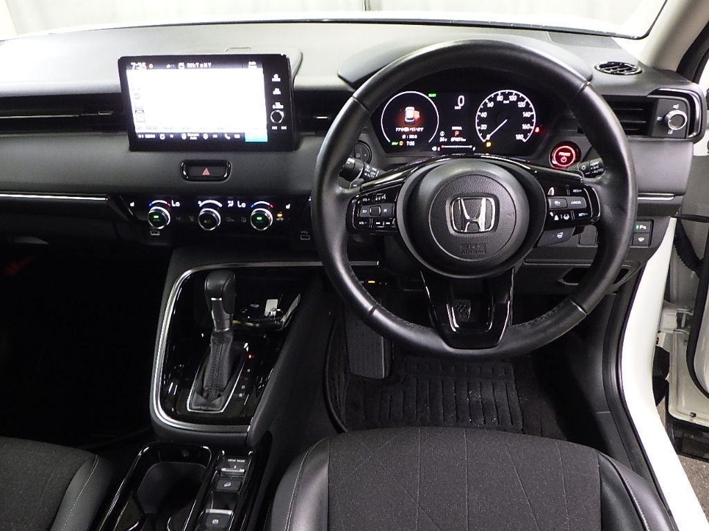 2021 Honda Vezel e:HEV Z auction photo 3