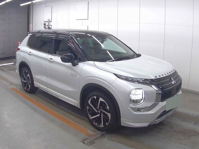 2021 Mitsubishi Outlander PHEV P 4WD Japan auction vehicle