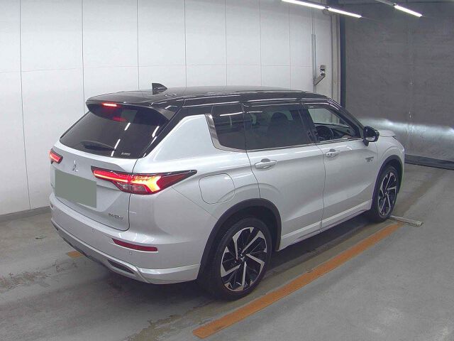 2021 Mitsubishi Outlander PHEV P 4WD auction photo 5
