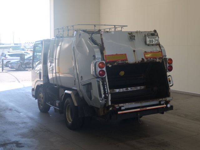 2011 Isuzu Elf ジンカイ auction photo 2