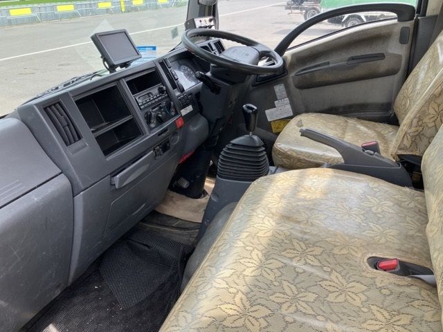 2011 Isuzu Elf ジンカイ auction photo 5