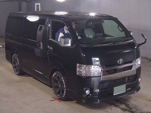 Japan Auction Vehicles 8 2022 Toyota Hiace LスーパーGLダーク2 auction photo