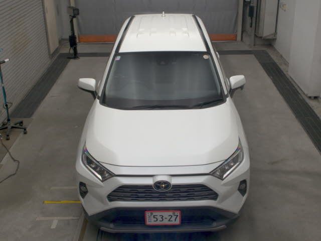 2021 Toyota RAV4 4WD G auction photo 6