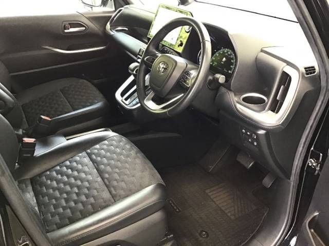 2023 Toyota Voxy ハイブリッドS-Z auction photo 5