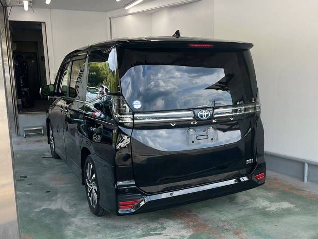 2023 Toyota Voxy ハイブリッドS-Z auction photo 3