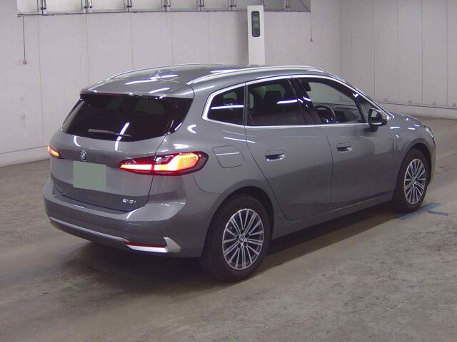 2025 BMW 2 Series 218i Active Tourer auction photo 5