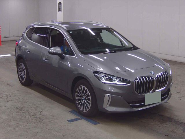 2025 BMW 2 Series 218i Active Tourer Japan auction vehicle