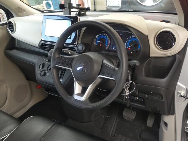 2019 Mitsubishi eK Wagon M auction photo 3