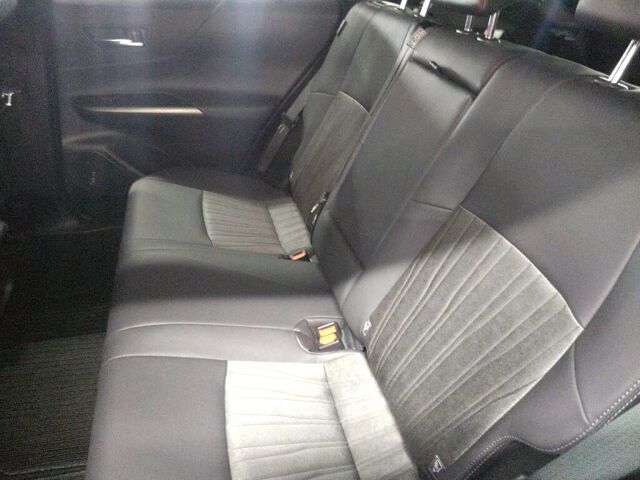 2022 Toyota Harrier Z auction photo 6
