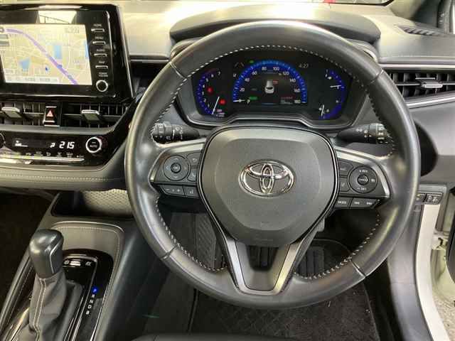 2020 Toyota Corolla Touring Hybrid Double By auction photo 3