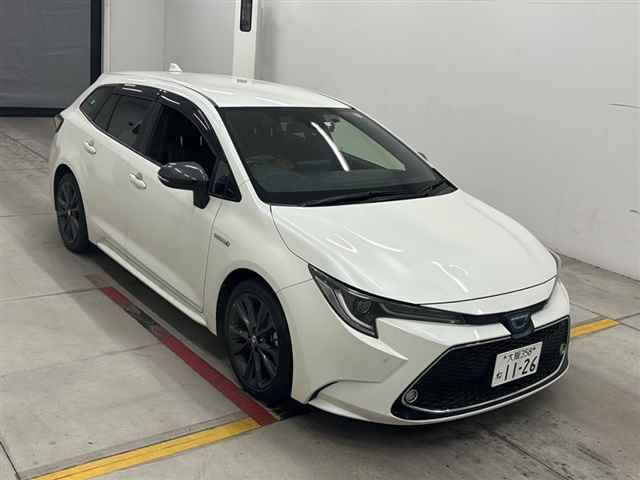 2020 Toyota Corolla Touring Hybrid Double By Japan auction vehicle