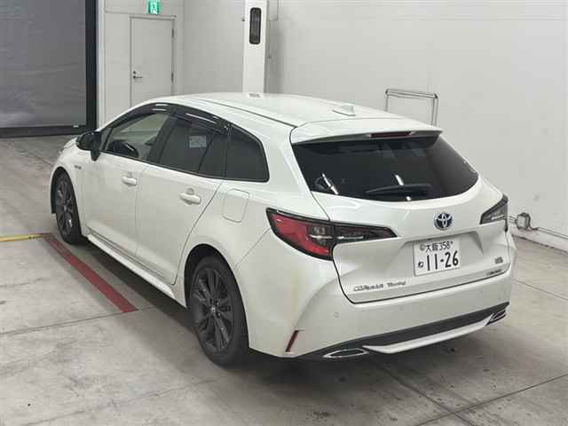 2020 Toyota Corolla Touring Hybrid Double By auction photo 2