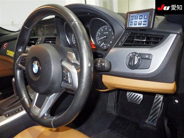 2011 BMW Z4 sDrive 23i auction photo 4