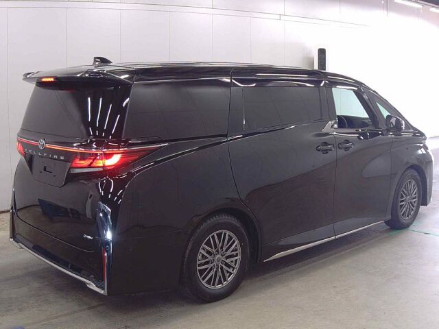 2025 Toyota Vellfire Z Premier auction photo 5