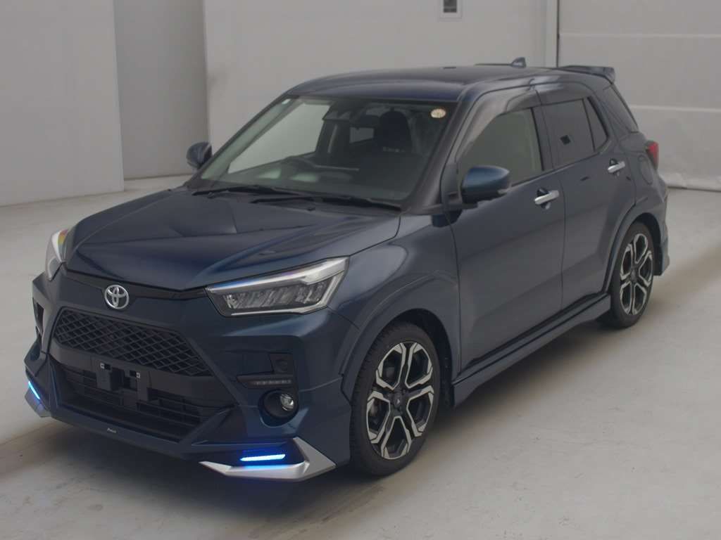 Japan Auction Vehicles 4 2023 Toyota Raize Z auction photo