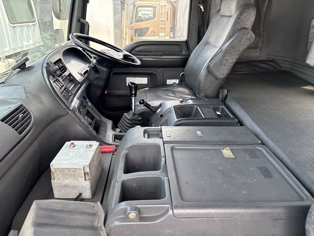2006 Isuzu Giga ミキサー auction photo 5