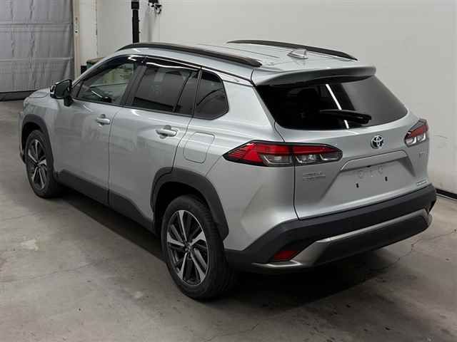 2022 Toyota Corolla Cross ハイブリッドZ auction photo 2