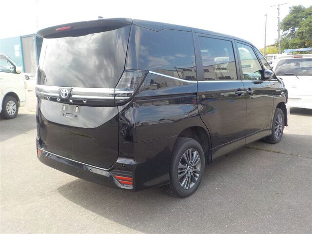 2025 Toyota Voxy S-Z 4WD auction photo 5