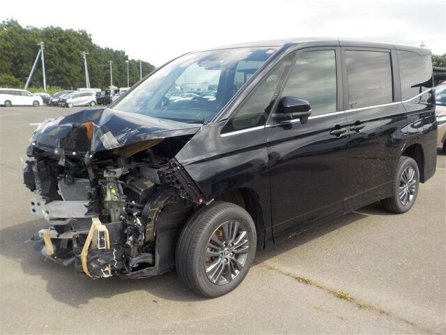 2025 Toyota Voxy S-Z 4WD auction photo 4