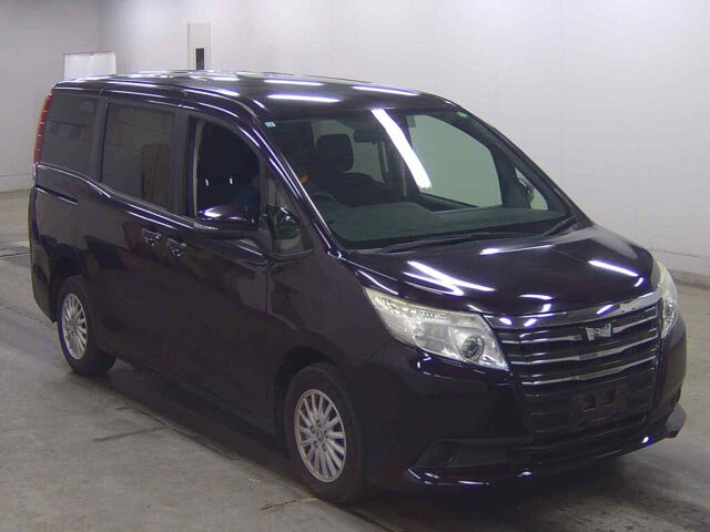 2015 Toyota Noah Xディライトプラス 4WD Japan auction vehicle