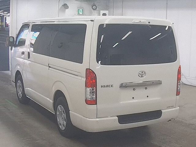 2022 Toyota Hiace ロングDX GLパッケ auction photo 2