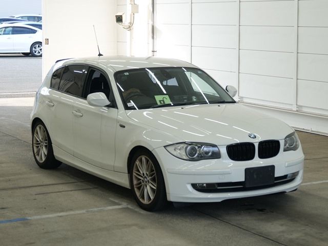 2011 BMW BMW 120I Japan auction vehicle