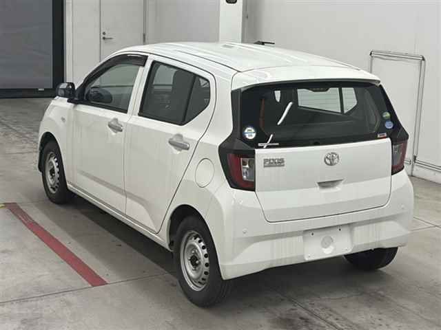 2019 Toyota Pixis Epoch B SA III auction photo 2
