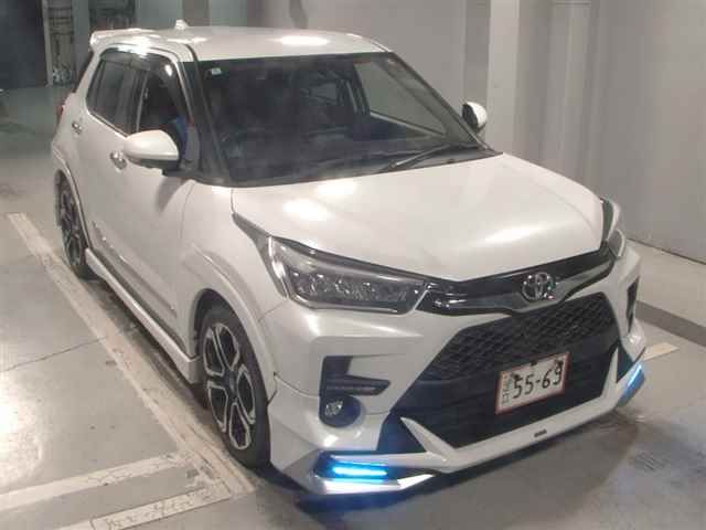 Japan Auction Vehicles 12 2022 Toyota Raize Z auction photo
