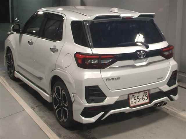 2022 Toyota Raize Z auction photo 2