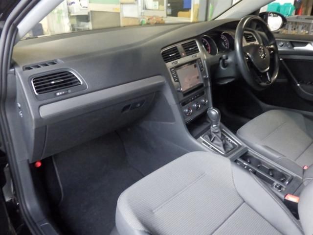 2014 Volkswagen VW ゴルフ ヴァリアントTSIコンフォートライン BMT auction photo 2