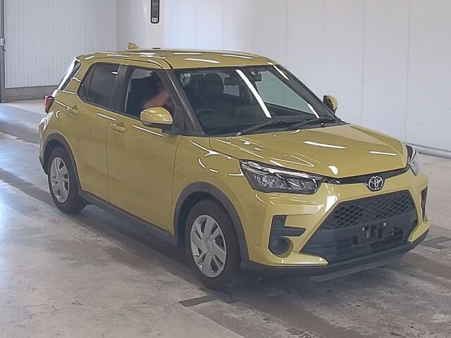 Japan Auction Vehicles 8 2022 Toyota Raize X auction photo