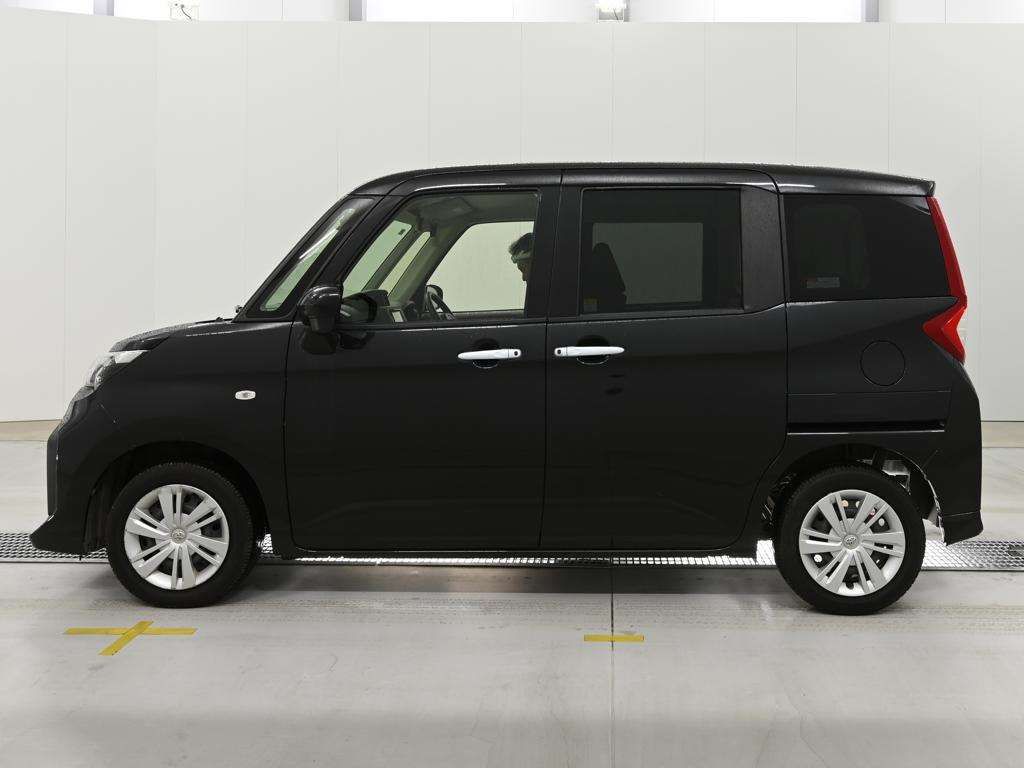 2021 Toyota Roomy X auction photo 4