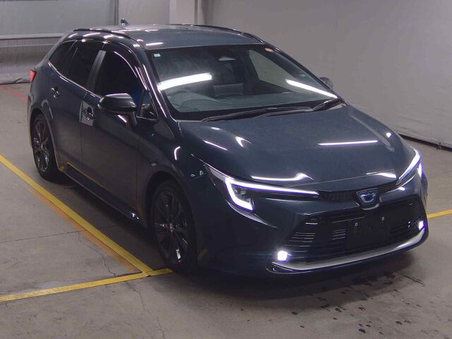 Japan Auction Vehicles 8 2023 Toyota Corolla Touring ハイブリッドWXB auction photo