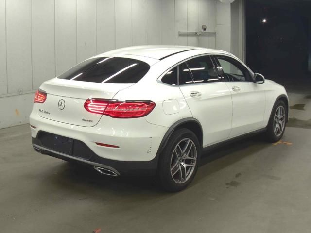 2018 Mercedes-Benz GLC 220d 4MクーペSP auction photo 3