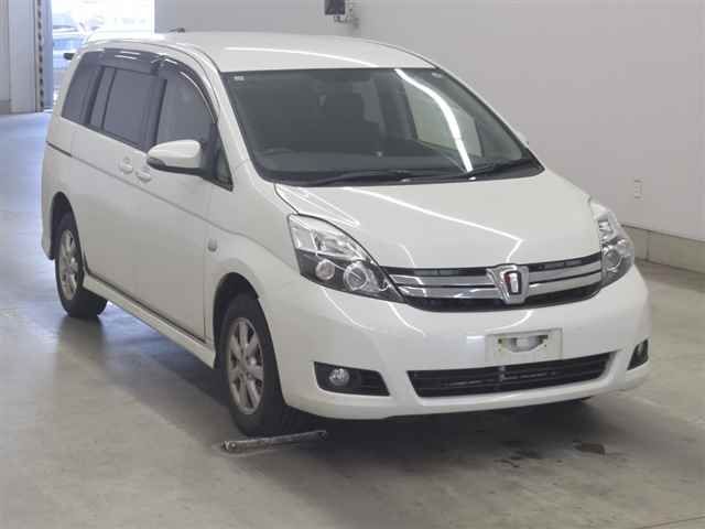 2015 Toyota Isis プラタナ Japan auction vehicle