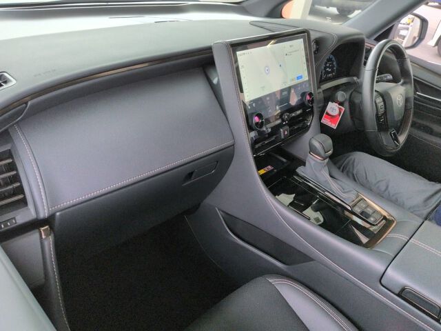 2024 Toyota Alphard Z auction photo 3