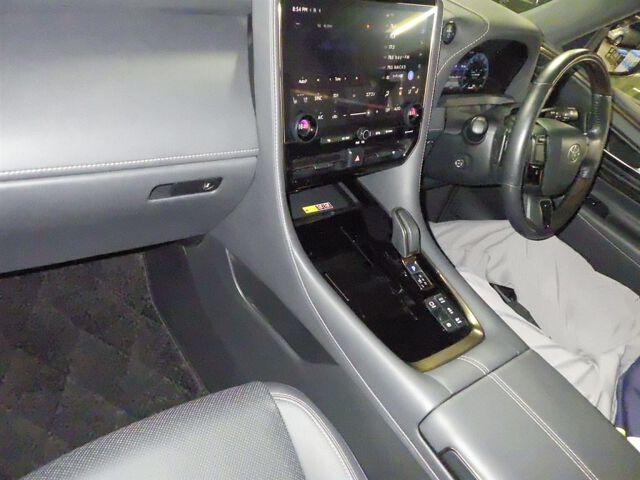 2024 Toyota Vellfire Zプレミア auction photo 3