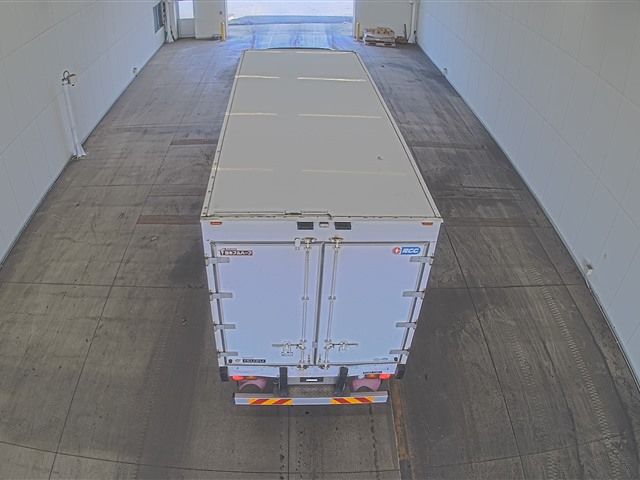 2013 Isuzu Forward Reizo Reito auction photo 3