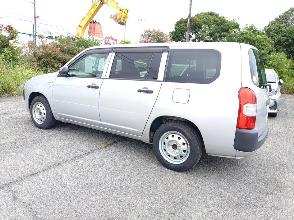 2019 Toyota Succeed auction photo 6