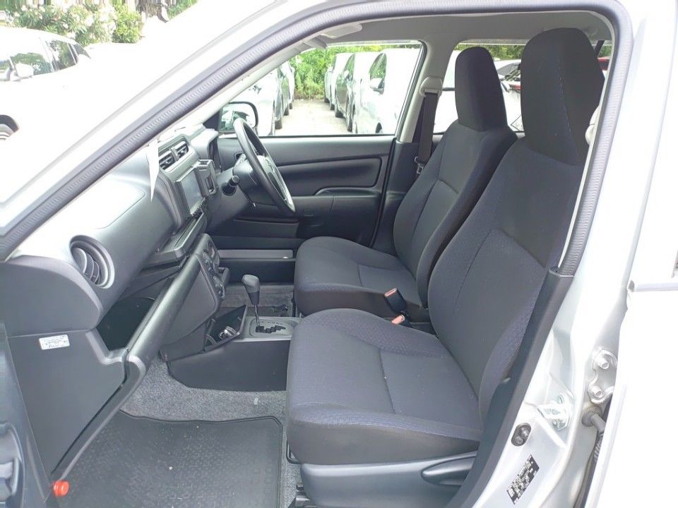 2019 Toyota Succeed auction photo 16