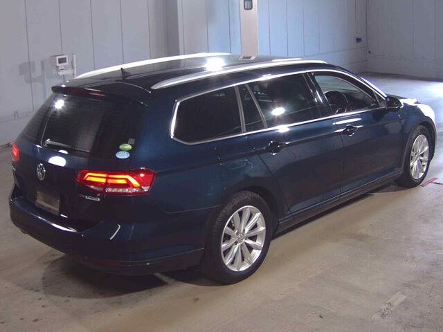 2015 Volkswagen パサートヴァリアント TSIコンフォートライン auction photo 5