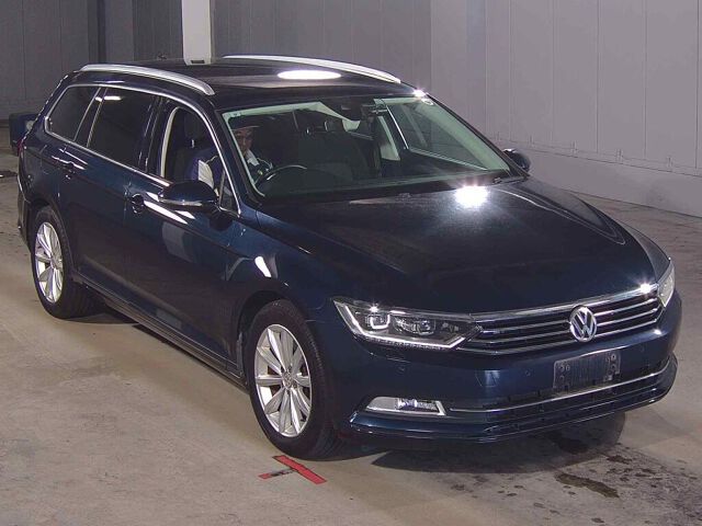 2015 Volkswagen パサートヴァリアント TSIコンフォートライン Japan auction vehicle