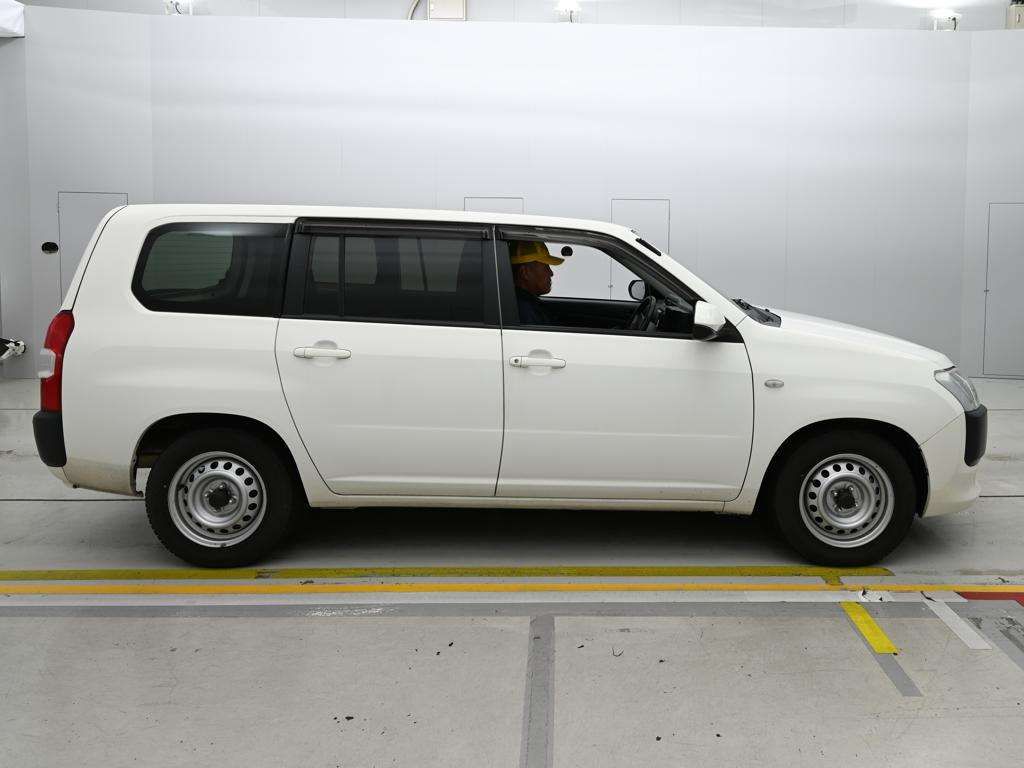 2021 Toyota Probox GL auction photo 3