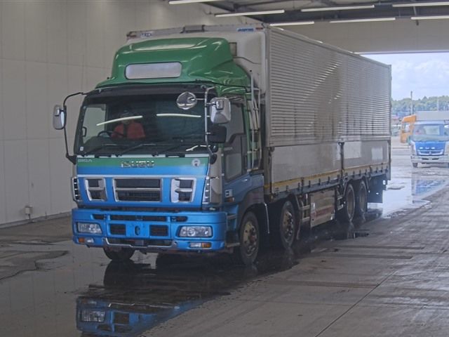 2008 Isuzu Giga Japan auction vehicle