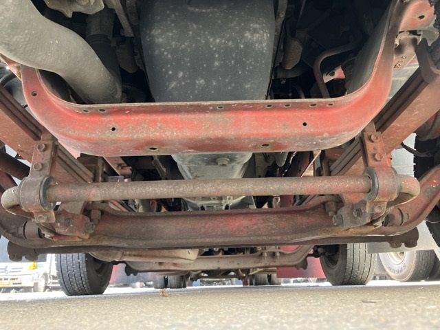 2008 Isuzu Giga auction photo 9