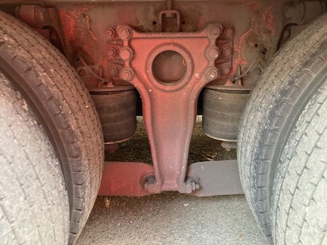 2008 Isuzu Giga auction photo 8