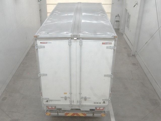 2017 Mitsubishi Fuso Fighter Wing auction photo 3