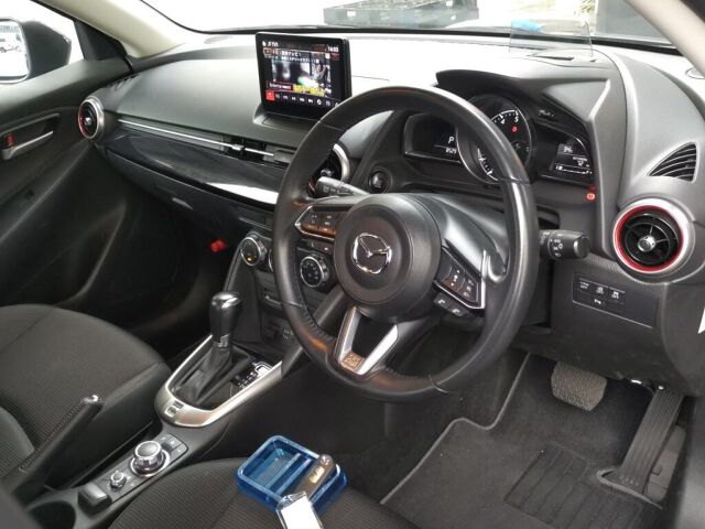 2022 Mazda 2 15SブラックトーンED auction photo 3