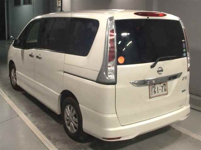 2013 Nissan Serena 4WD ハイウェイスターVセレクシ auction photo 2