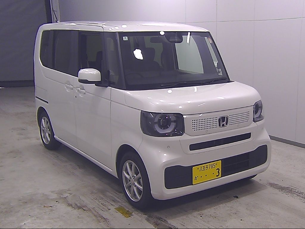 2024 Honda N-BOX Japan auction vehicle